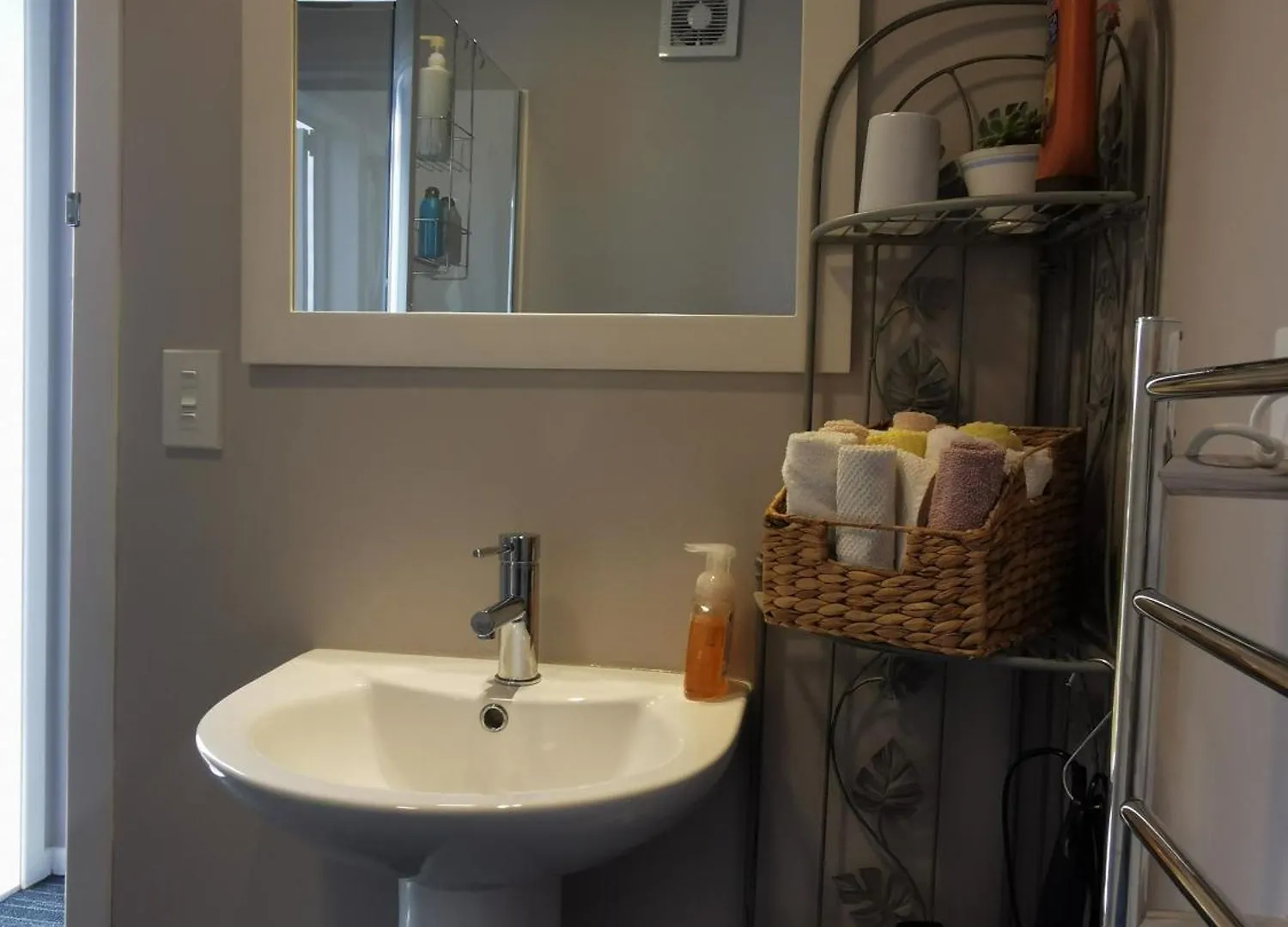 Geyser Lookout Bnb Rotorua Bed & Breakfast